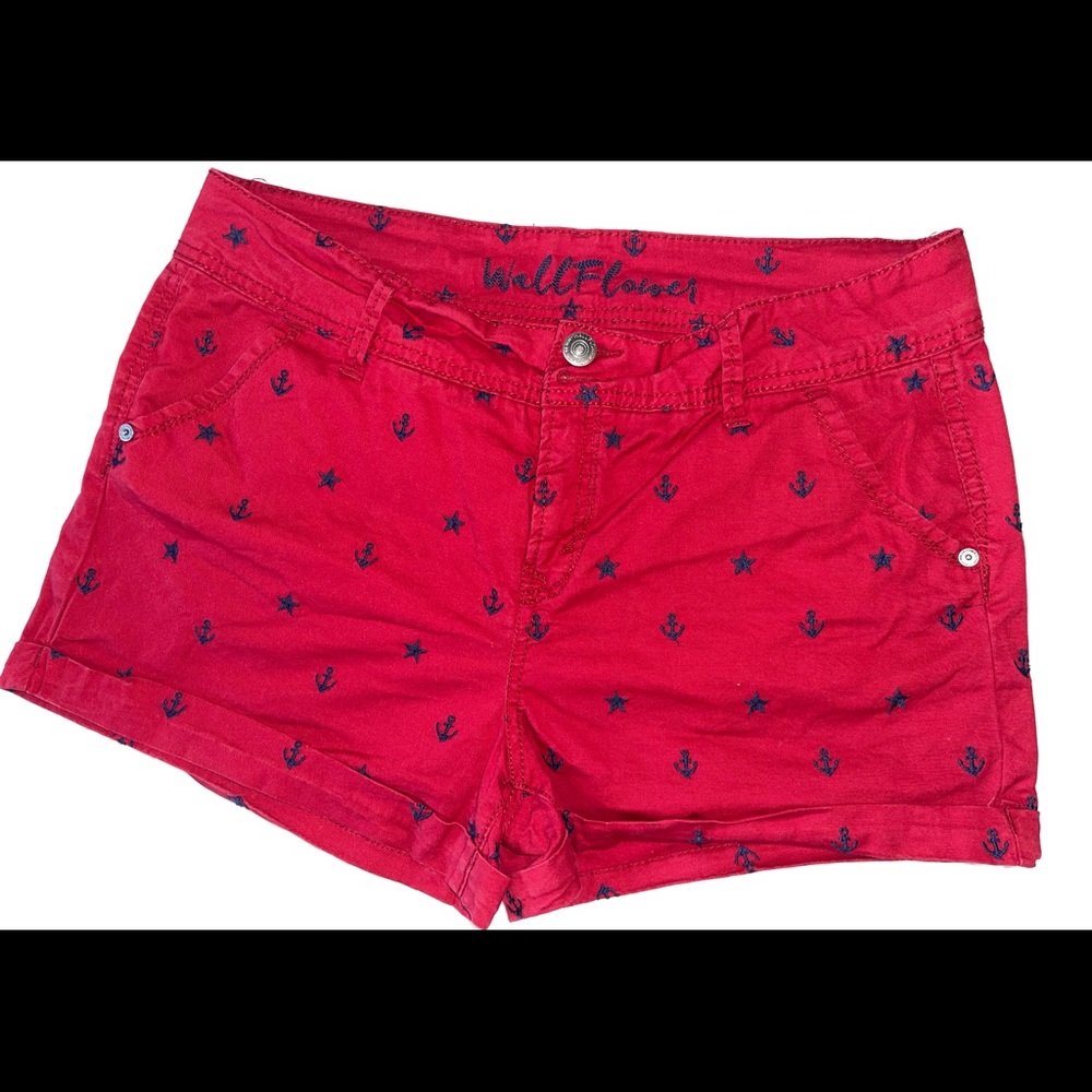 Wallflower Shorts